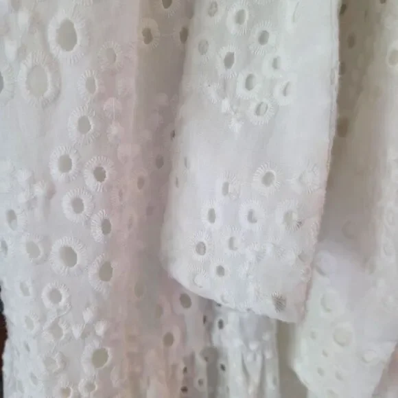 Zara White Wrap Midi Dress with Flutter Sleeves - Picture 8 of 11